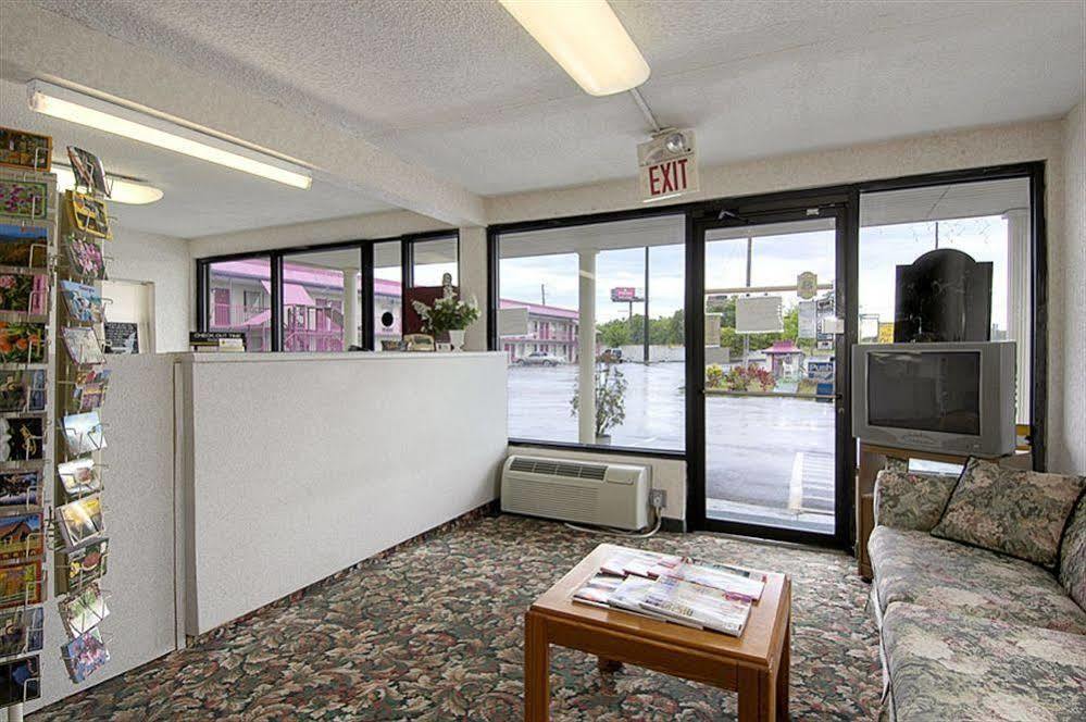 Executive Inn 칼하운 외부 사진